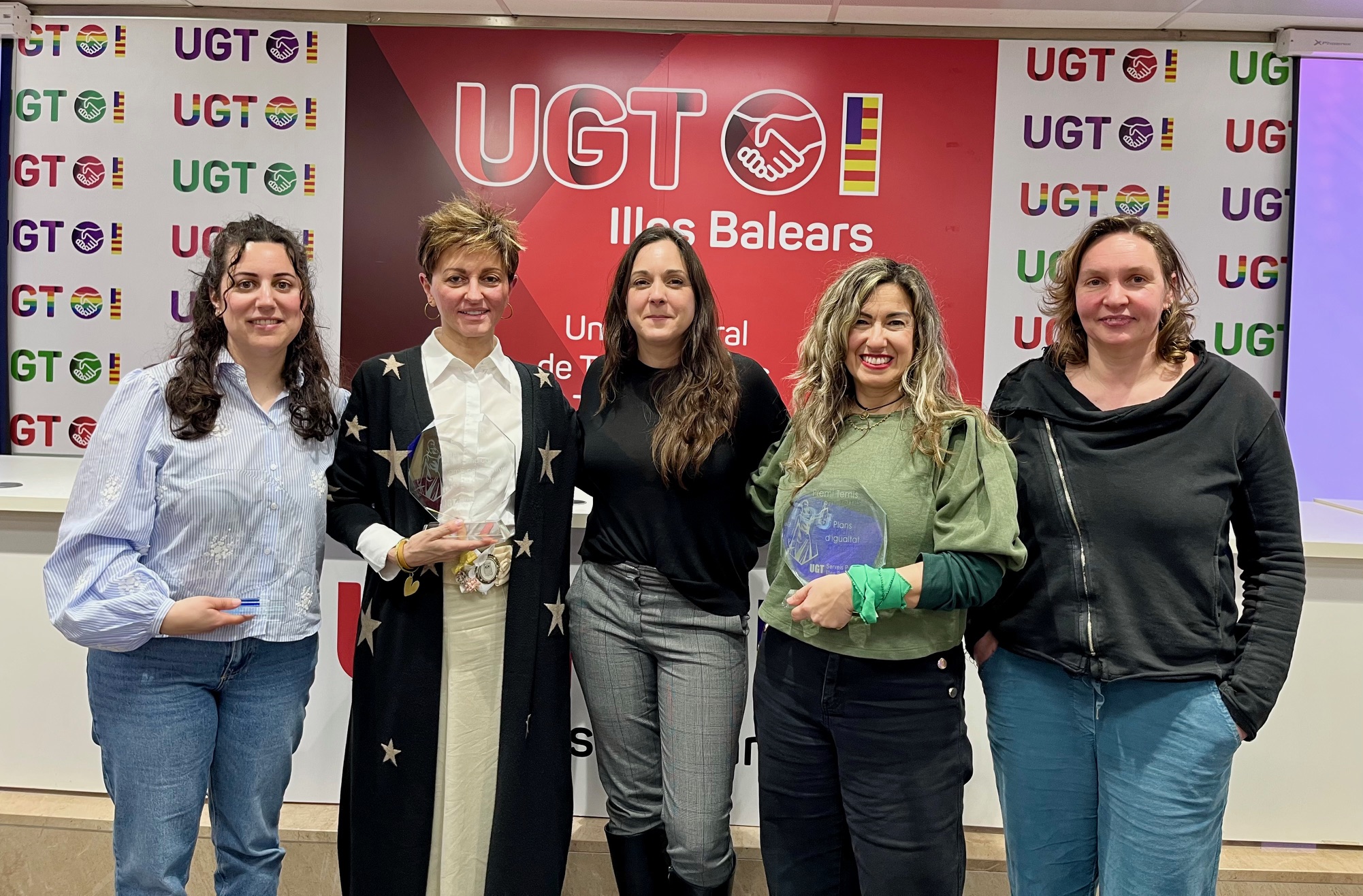 Las mujeres galardonadas con la segunda edición de los Premios Temis