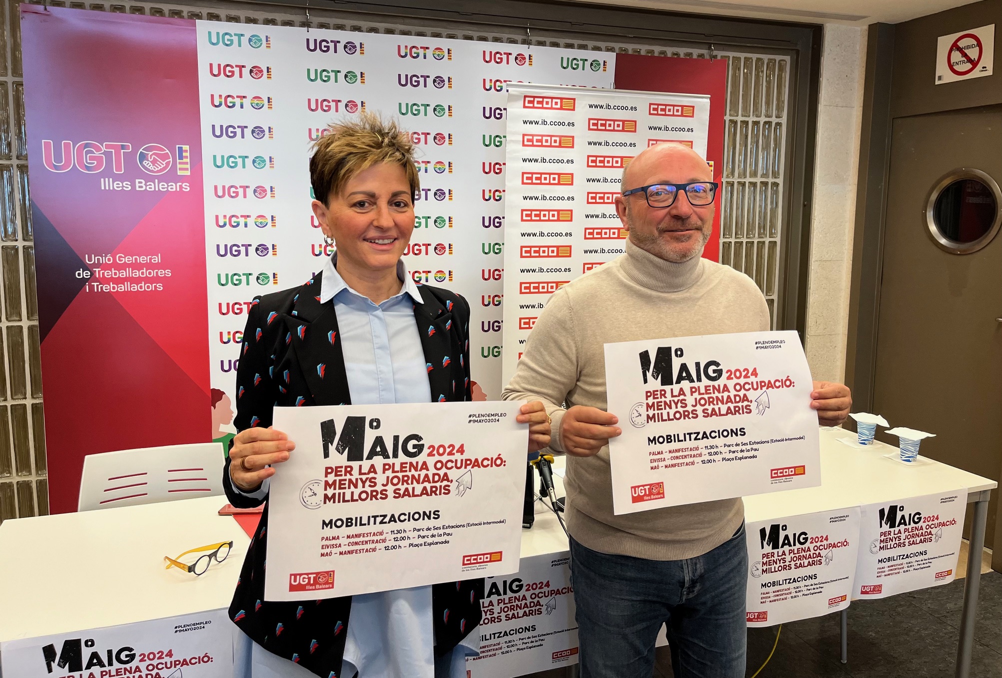 Xisca Garí, portavoz de la gestora de UGT Illes Balears, y José Luis García, secretario general de UGT Illes Balears durante la rueda de prensa. 