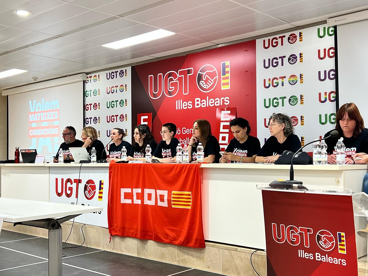Imagen archivo de asamblea de educadoras infantiles